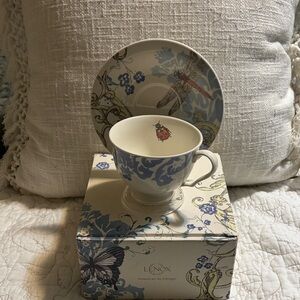 Lenox Nature-Inspired Blue and White Mug Set